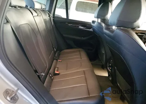 2018 BMW X3 xDrive30I z USA, uszkodzony, nr VIN 5UXTR9C55JLD57478